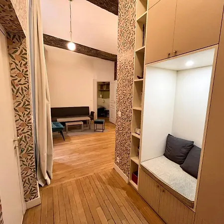 Bel Renove Dans Le Marais